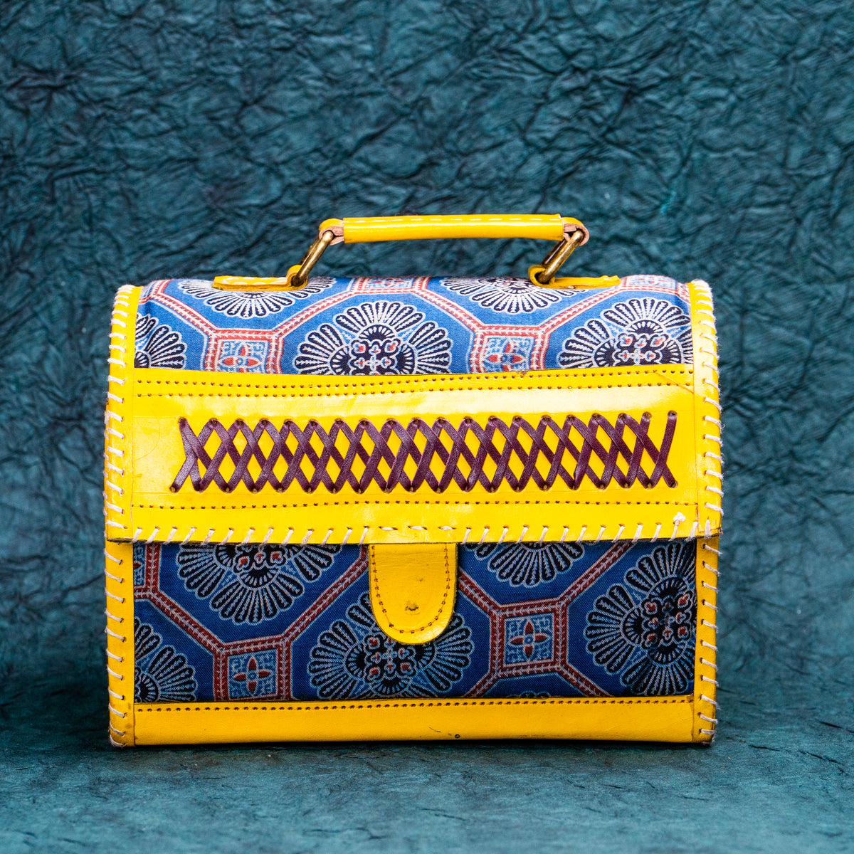 Yellow Leather Kucth - sling bag